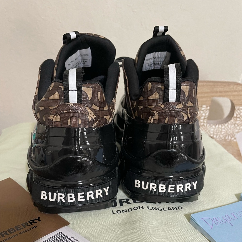 Monogram print Arthur Sneakers - Picture 6 of 11